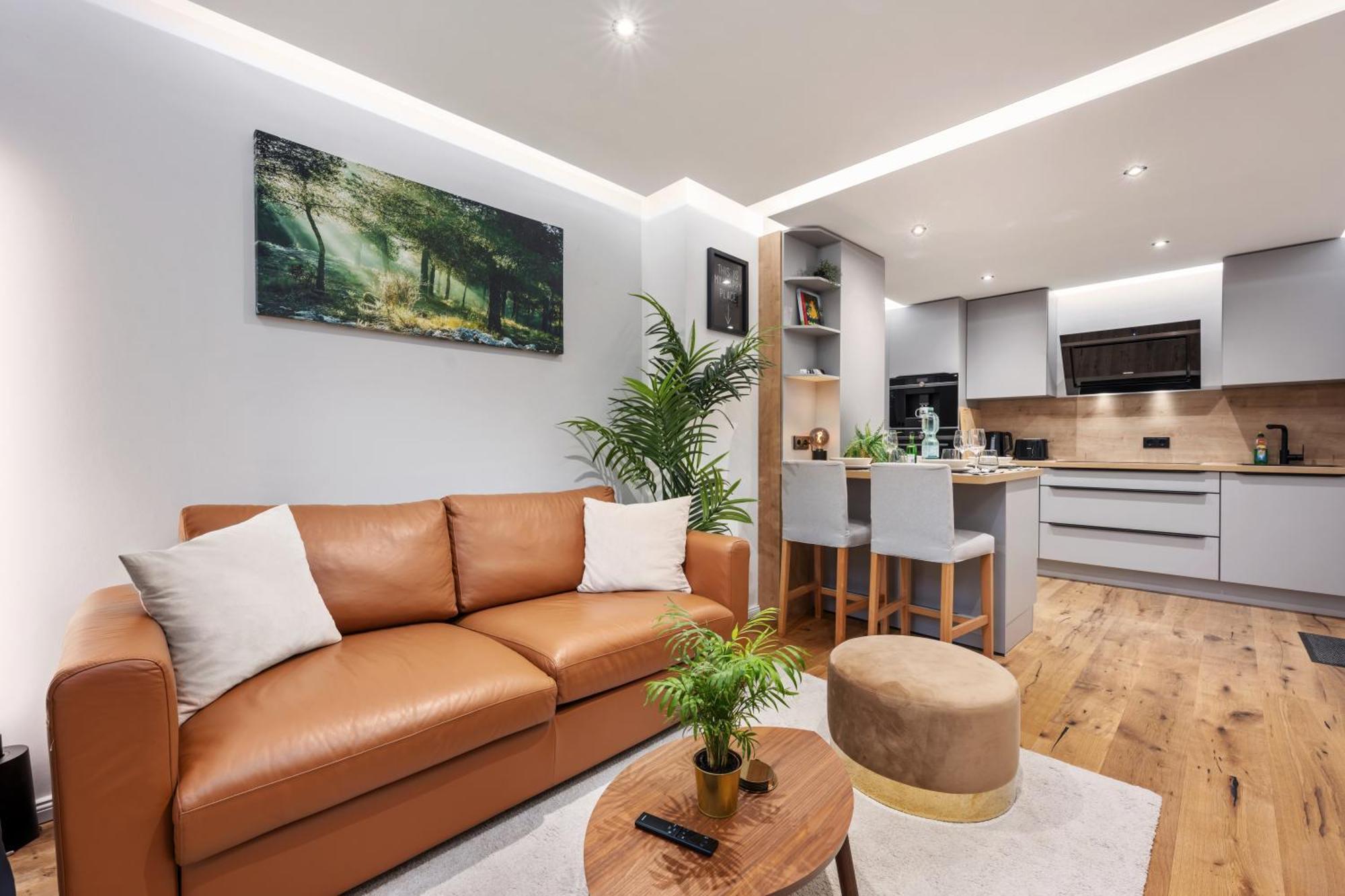 Edler Wohnraum Noble Stadtoase Mit Boxspringbett, Kaffeevollautomat, Lift & Parkplatz Хемниц Экстерьер фото