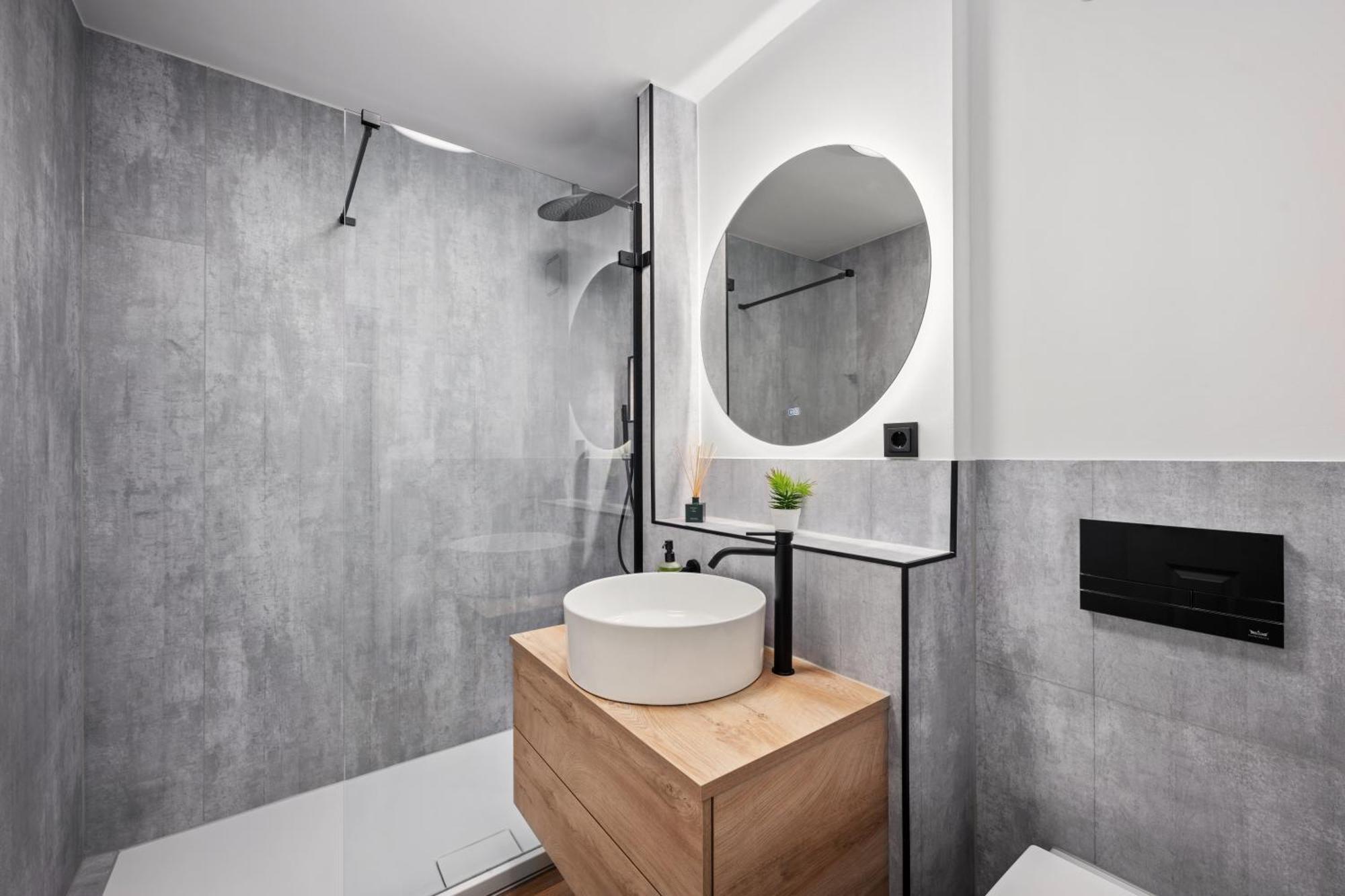 Edler Wohnraum Noble Stadtoase Mit Boxspringbett, Kaffeevollautomat, Lift & Parkplatz Хемниц Экстерьер фото